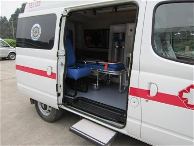巴林右救护车出租服务案例7