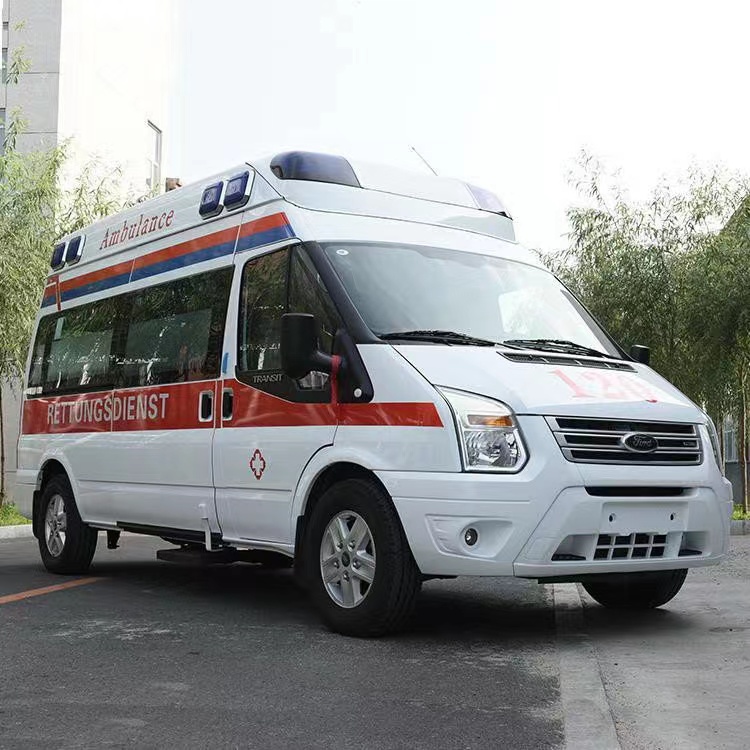 巴林右行动不便者长途救护车租赁:安全转运的核心注意事项